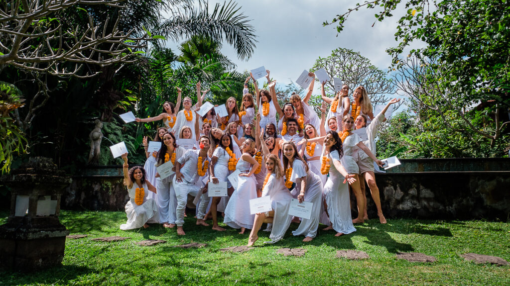 yoga-teacher-raining-bali